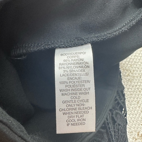 LOFT Black Lace Career Skirt NWT | Size XS - Picture 7 of 8